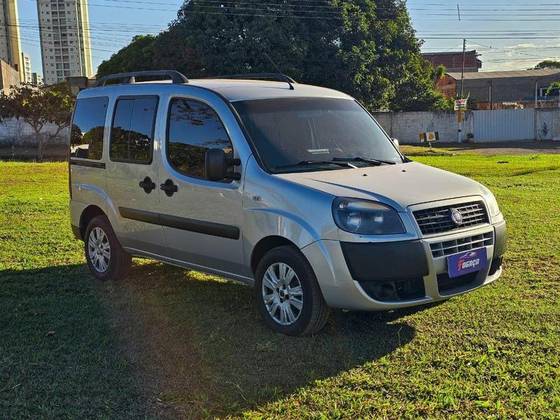 FIAT DOBLÒ 1.8 MPI ESSENCE 7L 16V FLEX 4P MANUAL FIAT DOBLÒ 1.8 MPI ESSENCE 7L 16V FLEX 4P MANUAL